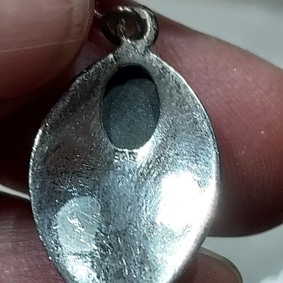 Earrings- sterling onyx tear drop with dotted details - Picture 4 of 4